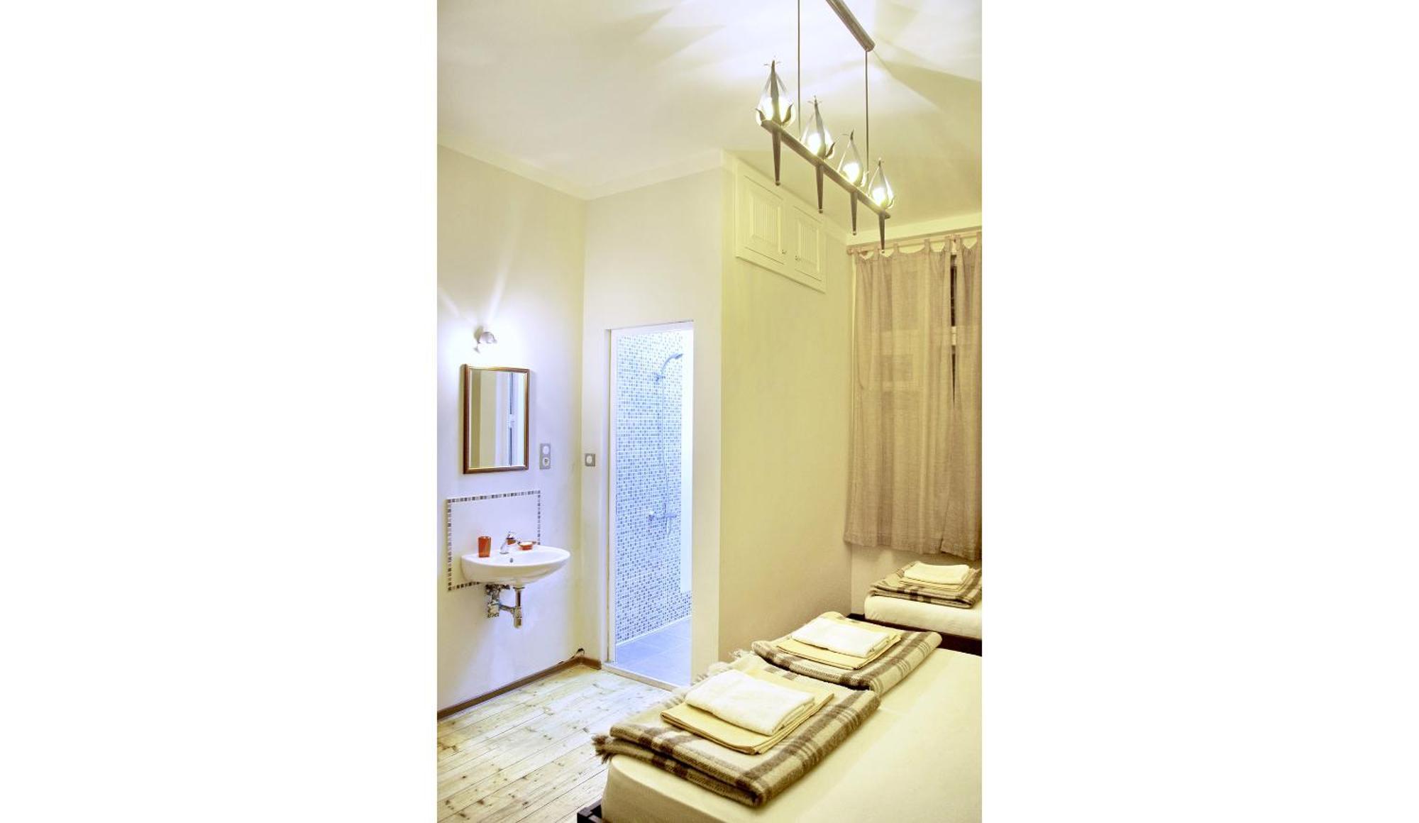Balkan Rooms & Studios In Downtown София Экстерьер фото